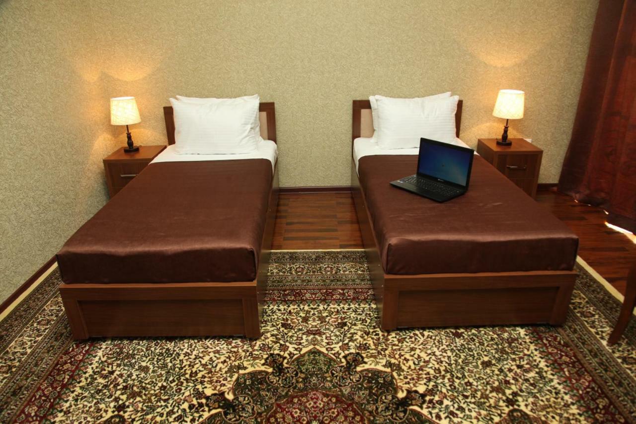 Hotel Vardonze بخارى المظهر الخارجي الصورة